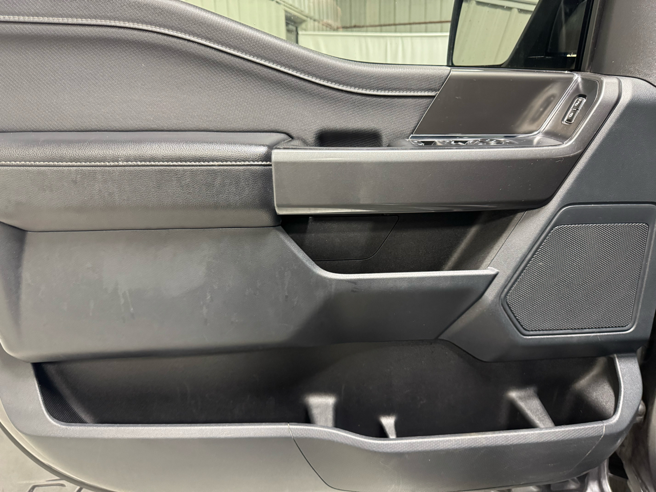 Ford F-150 4WD SuperCrew 145" XLT 2022