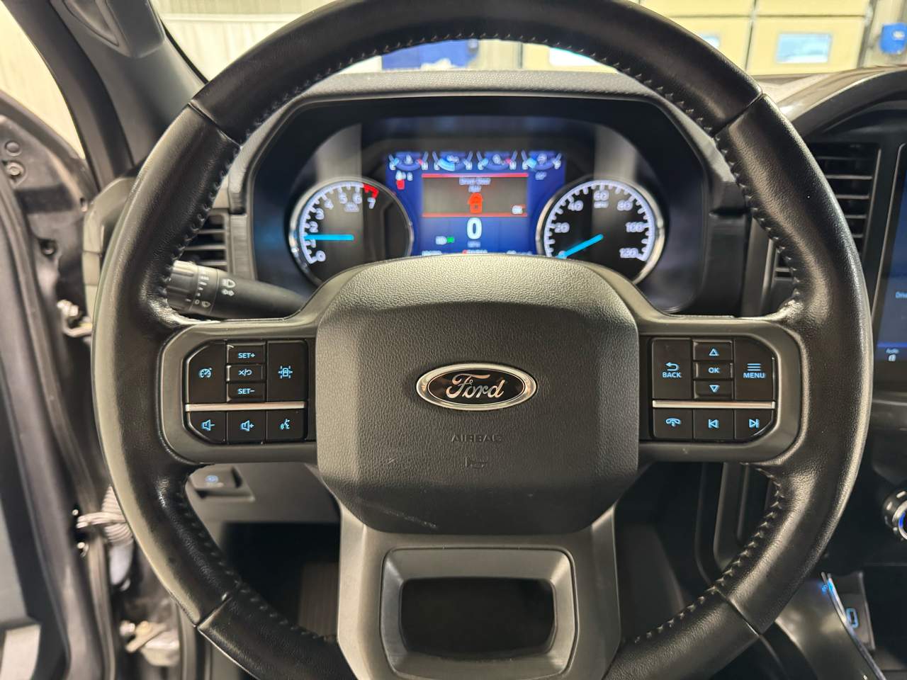 Ford F-150 4WD SuperCrew 145" XLT 2022