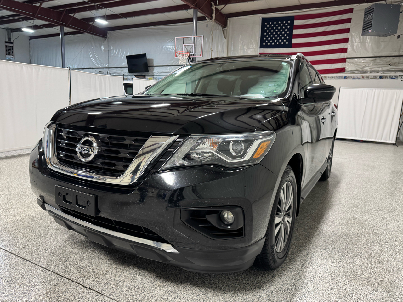 Nissan Pathfinder 4x4 SV 2019