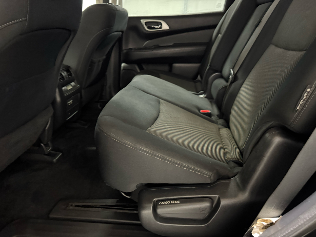 Nissan Pathfinder 4x4 SV 2019