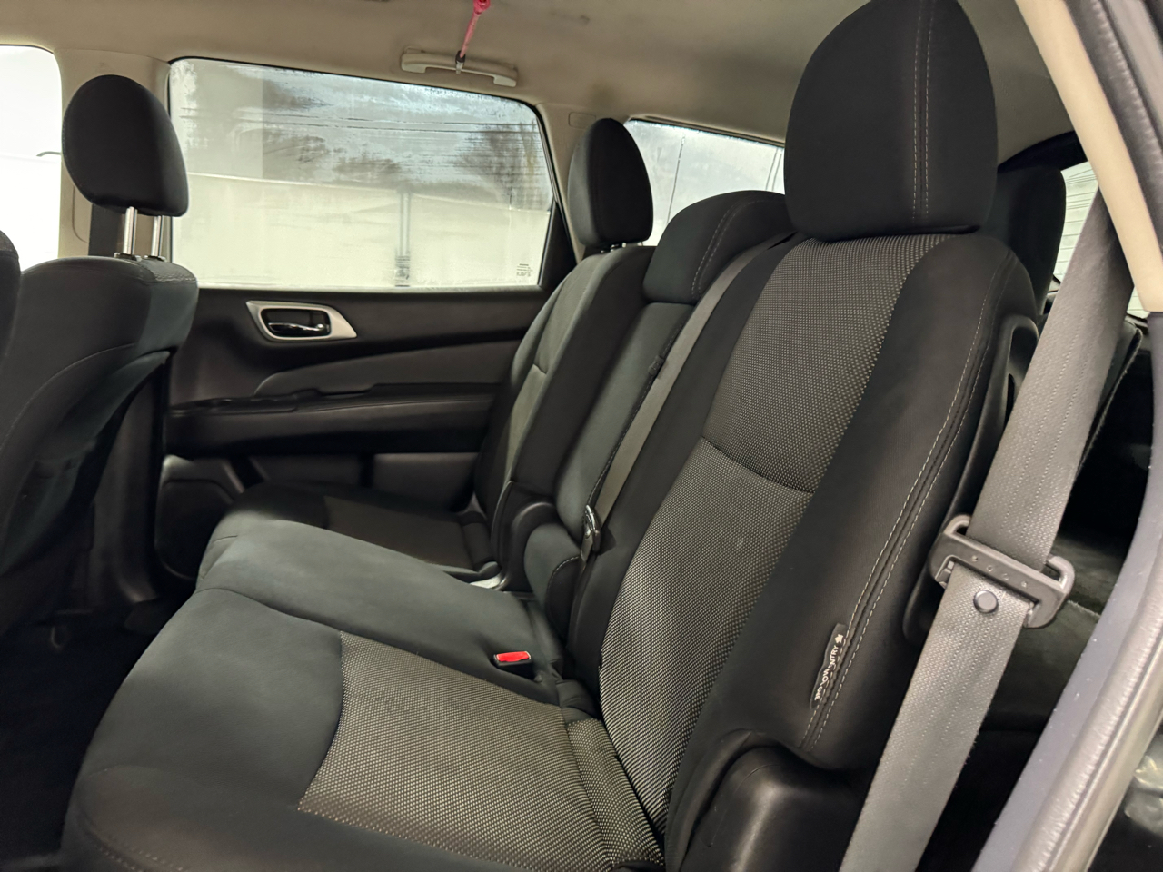 Nissan Pathfinder 4x4 SV 2019