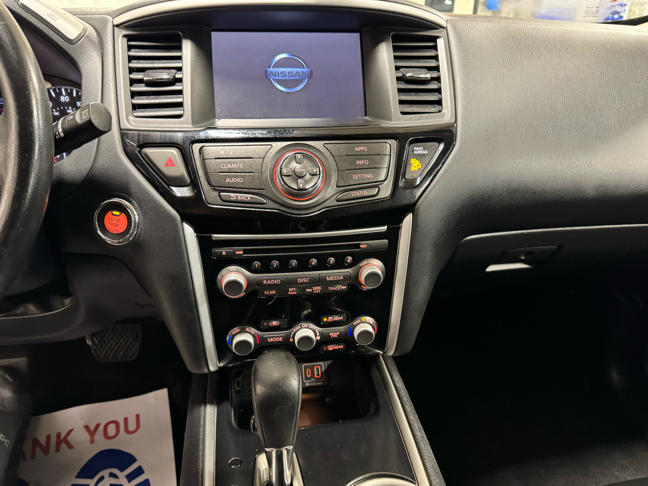 Nissan Pathfinder 4x4 SV 2019