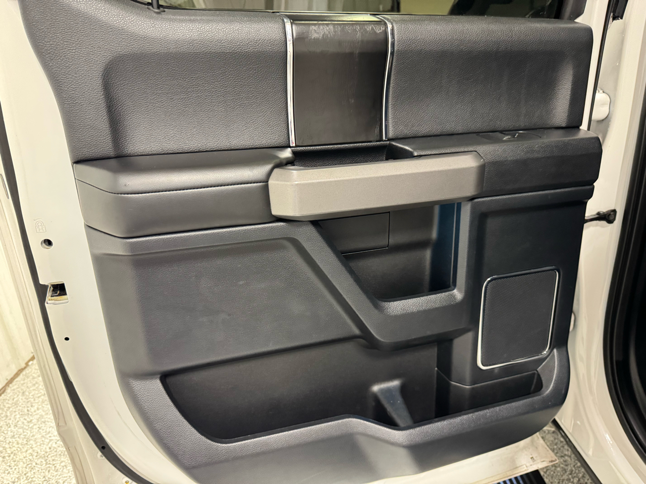 Ford F-150 Platinum SuperCrew 5.5-ft. Bed 4WD 2018