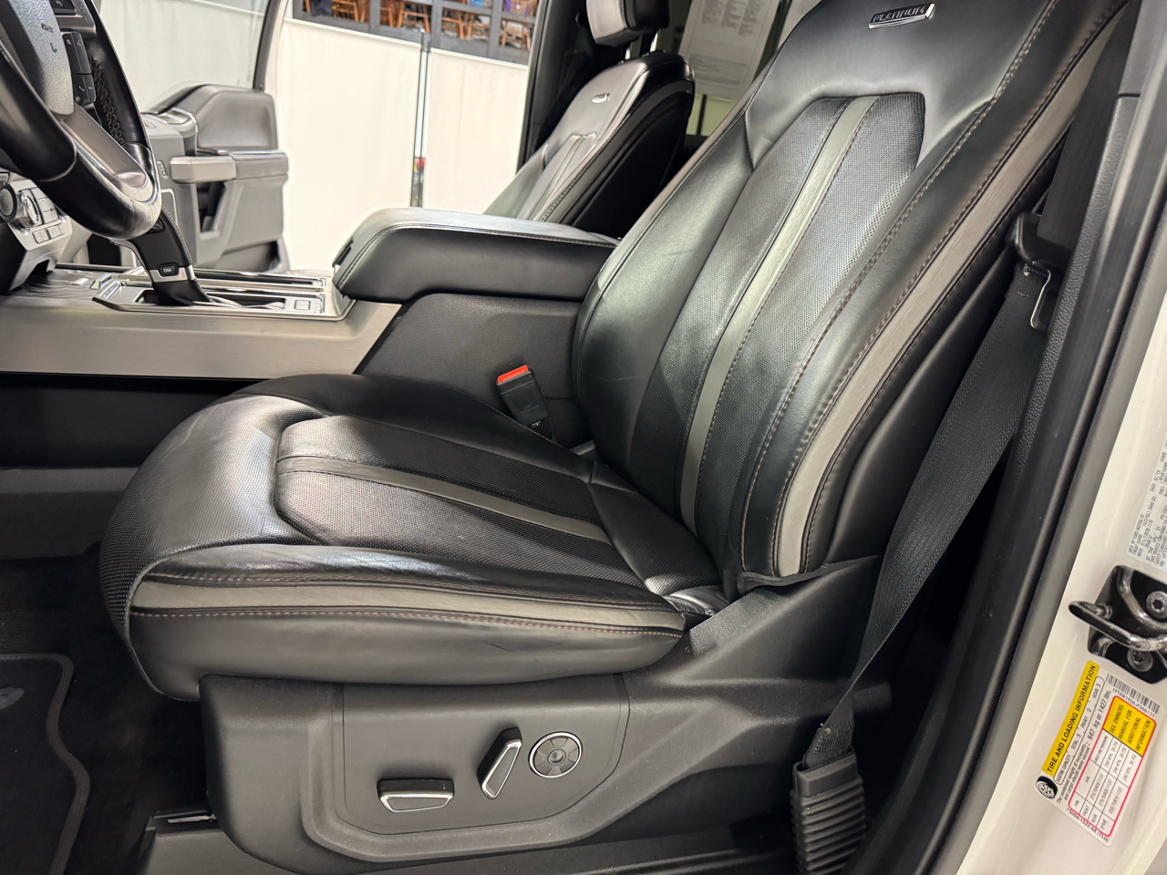 Ford F-150 Platinum SuperCrew 5.5-ft. Bed 4WD 2018