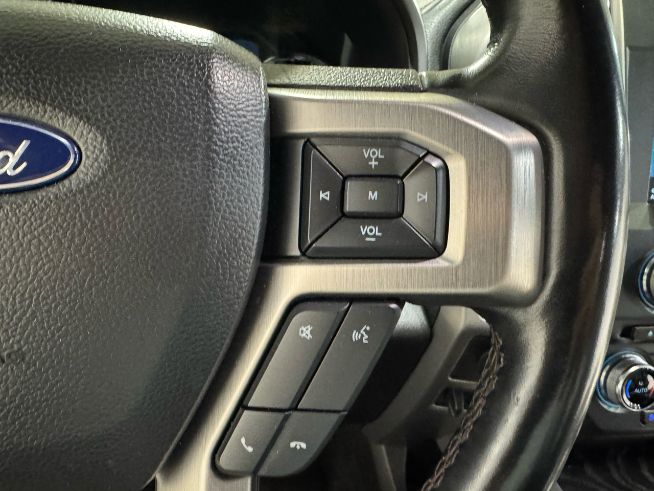 Ford F-150 Platinum SuperCrew 5.5-ft. Bed 4WD 2018