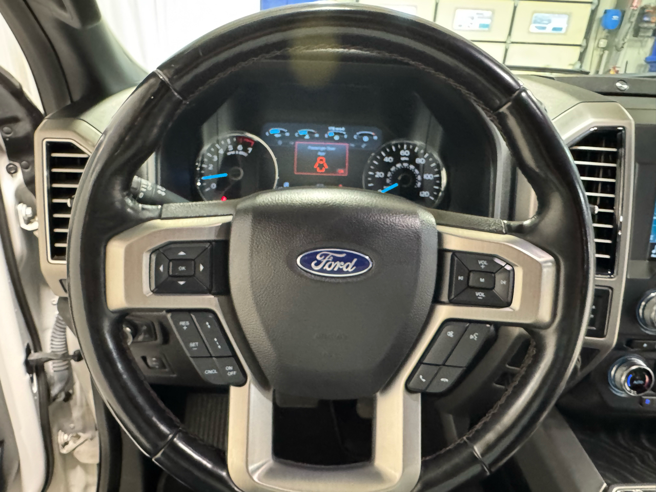 Ford F-150 Platinum SuperCrew 5.5-ft. Bed 4WD 2018
