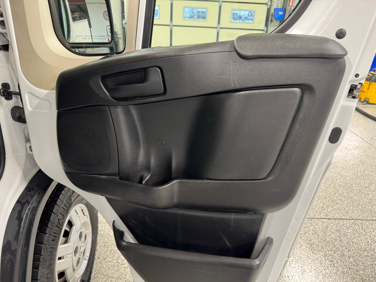 RAM Promaster 1500 Low Roof 136-in. WB 2020