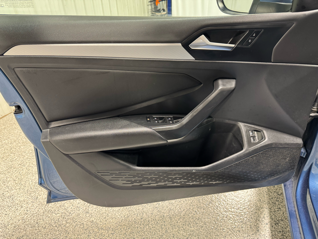 Volkswagen Jetta 1.4T S 8A 2021