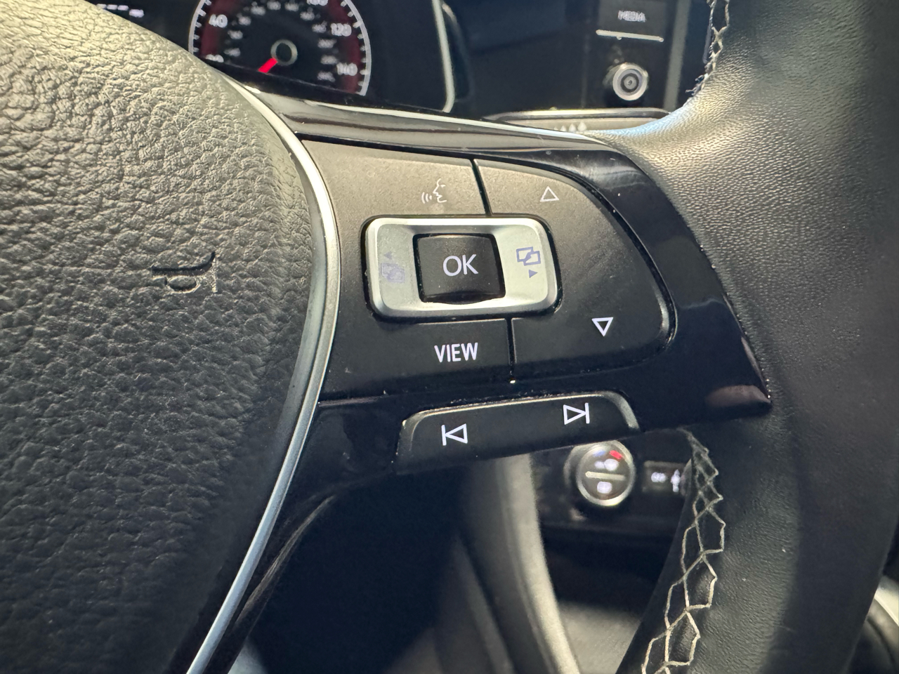 Volkswagen Jetta 1.4T S 8A 2021