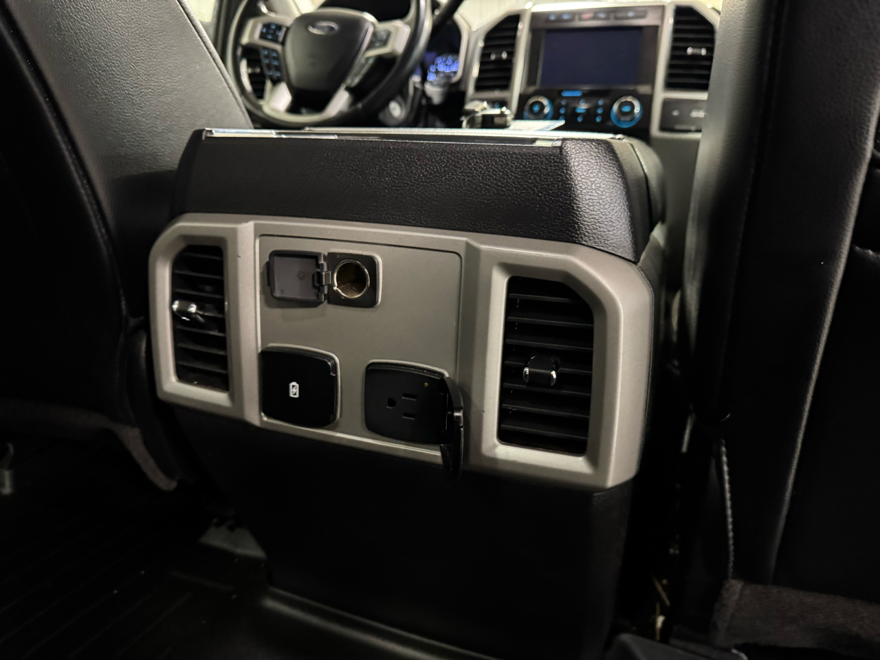 Ford F-250 SD Lariat Crew Cab 4WD 2019