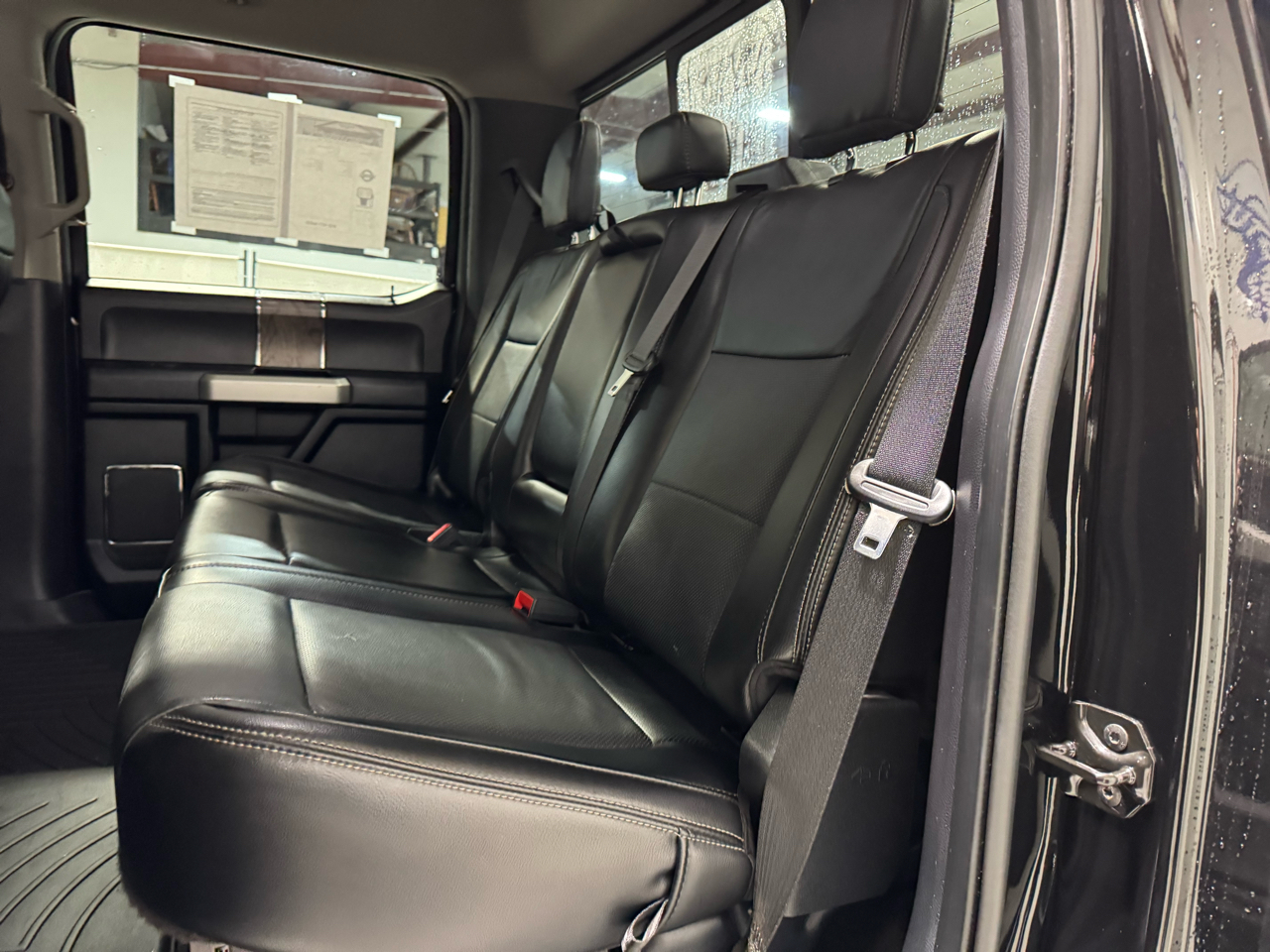 Ford F-250 SD Lariat Crew Cab 4WD 2019