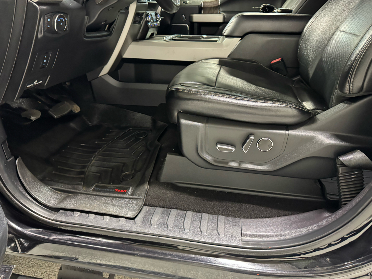 Ford F-250 SD Lariat Crew Cab 4WD 2019