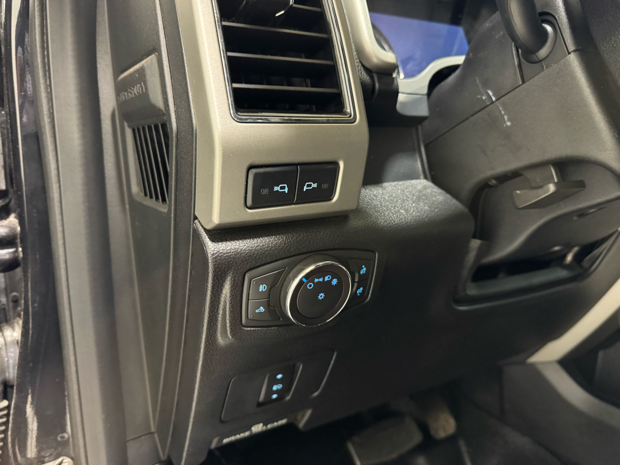 Ford F-250 SD Lariat Crew Cab 4WD 2019