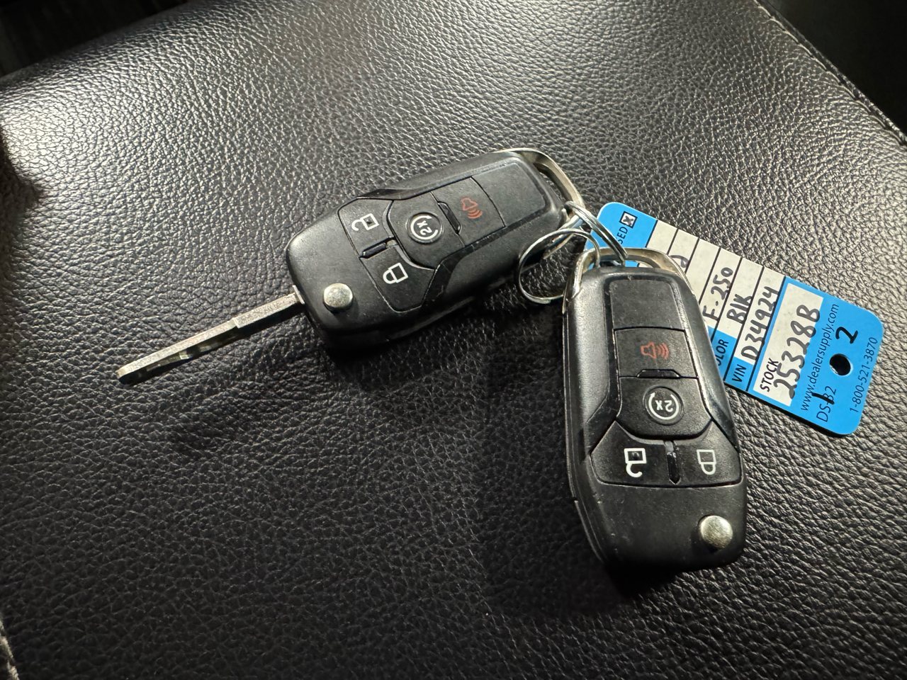 Ford F-250 SD Lariat Crew Cab 4WD 2019