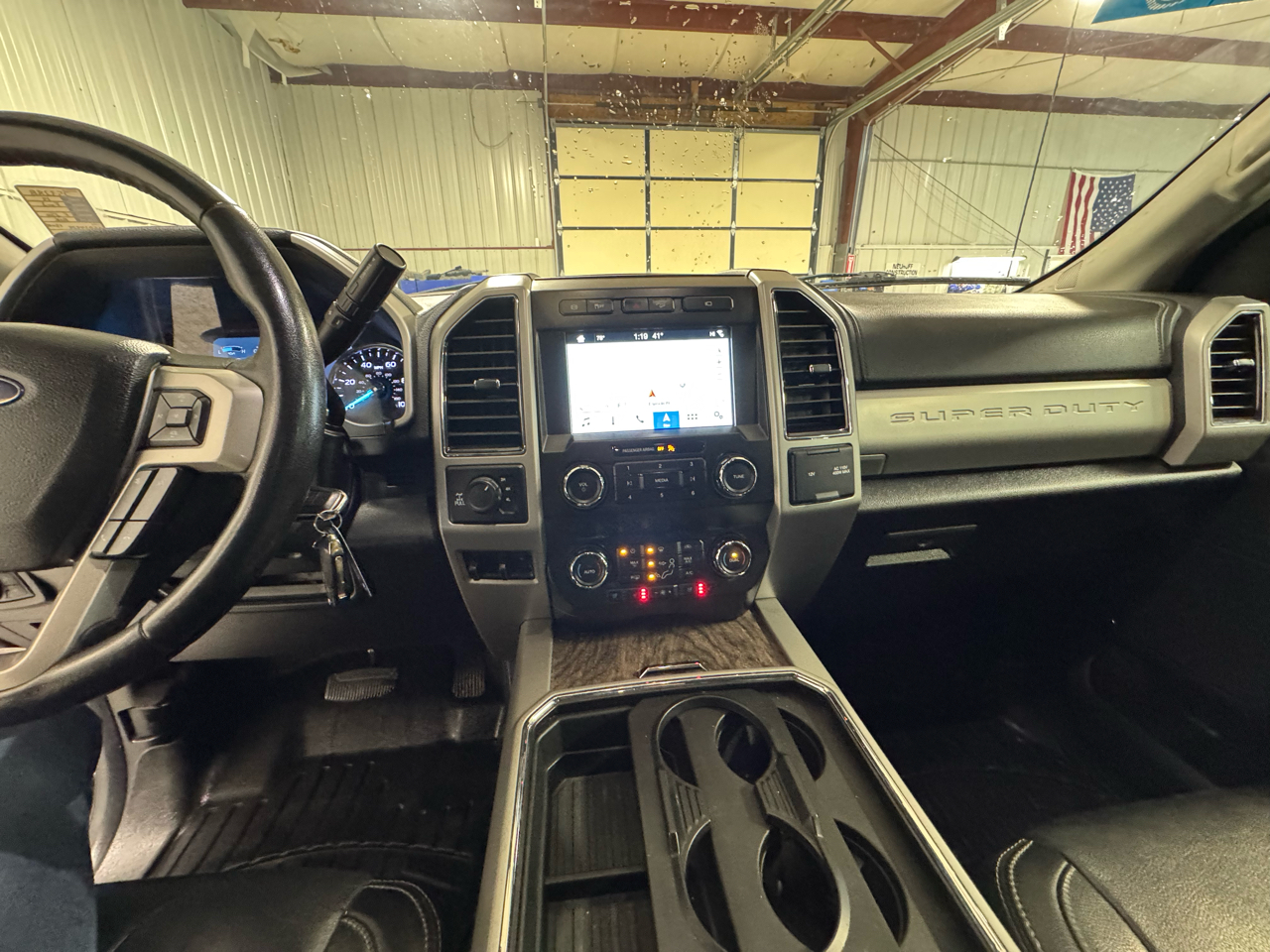 Ford F-250 SD Lariat Crew Cab 4WD 2019