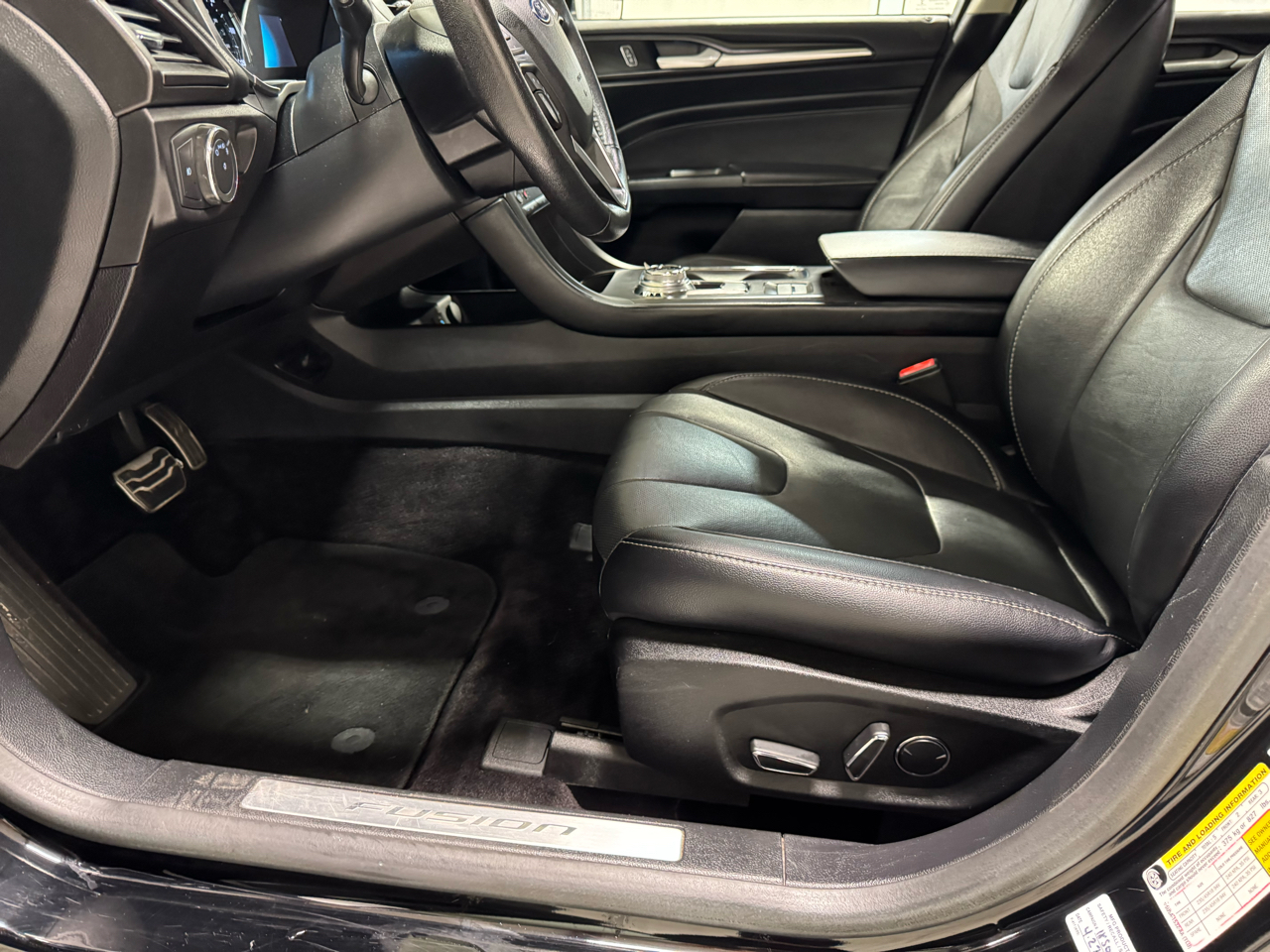 Ford Fusion Hybrid Titanium 2017