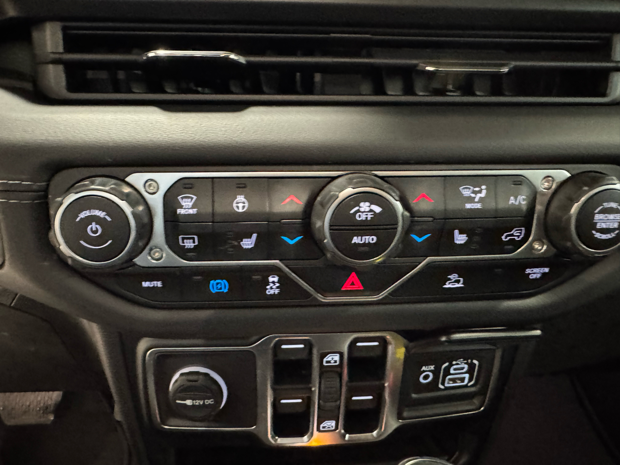 Jeep Wrangler 4xe Sahara 2024