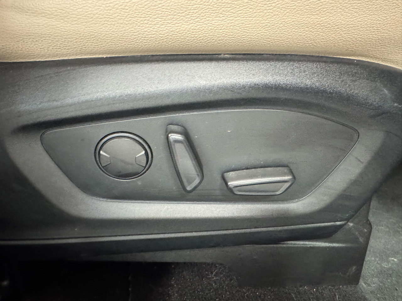 Ford Explorer XLT RWD 2020