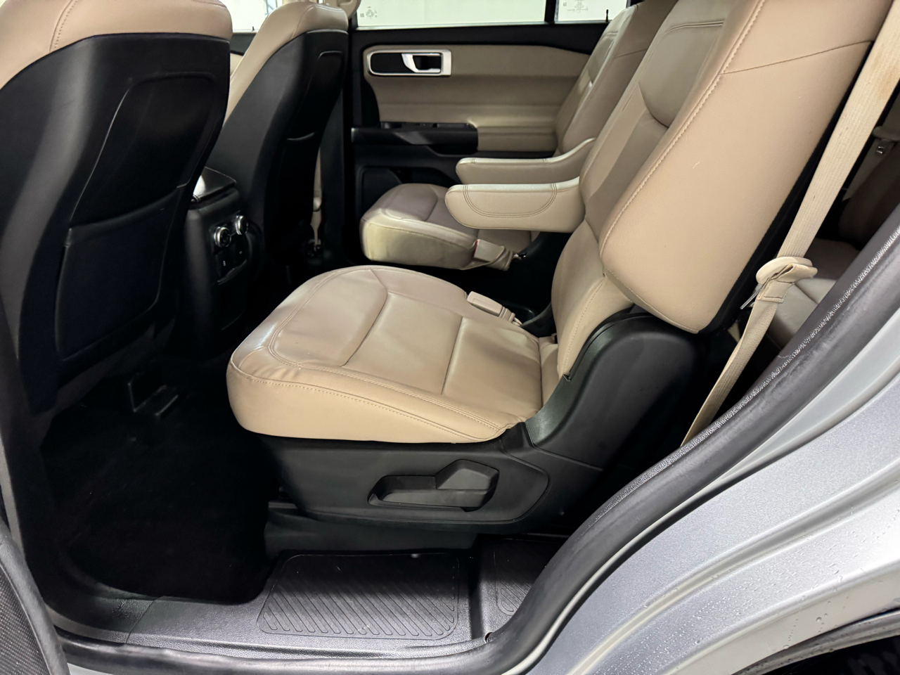 Ford Explorer XLT RWD 2020