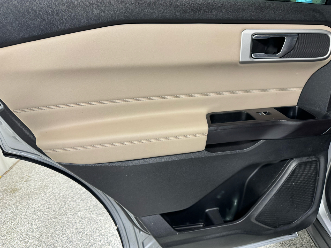 Ford Explorer XLT RWD 2020