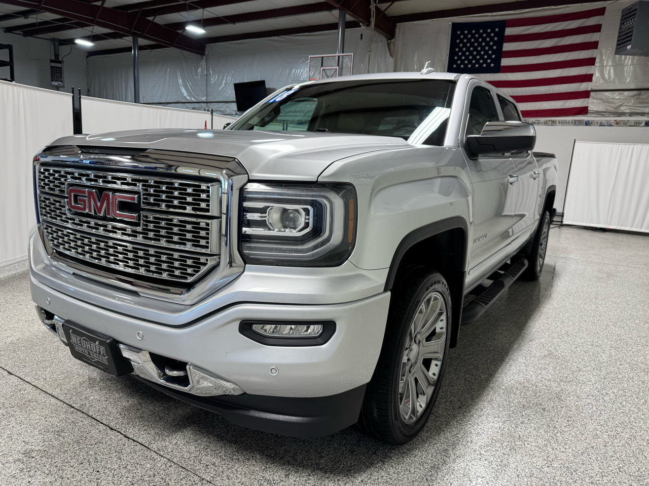 GMC Sierra 1500 Denali Crew Cab Short Box 4WD 2018