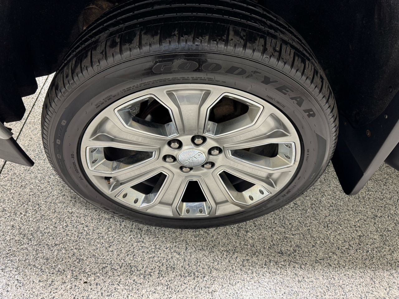 GMC Sierra 1500 Denali Crew Cab Short Box 4WD 2018