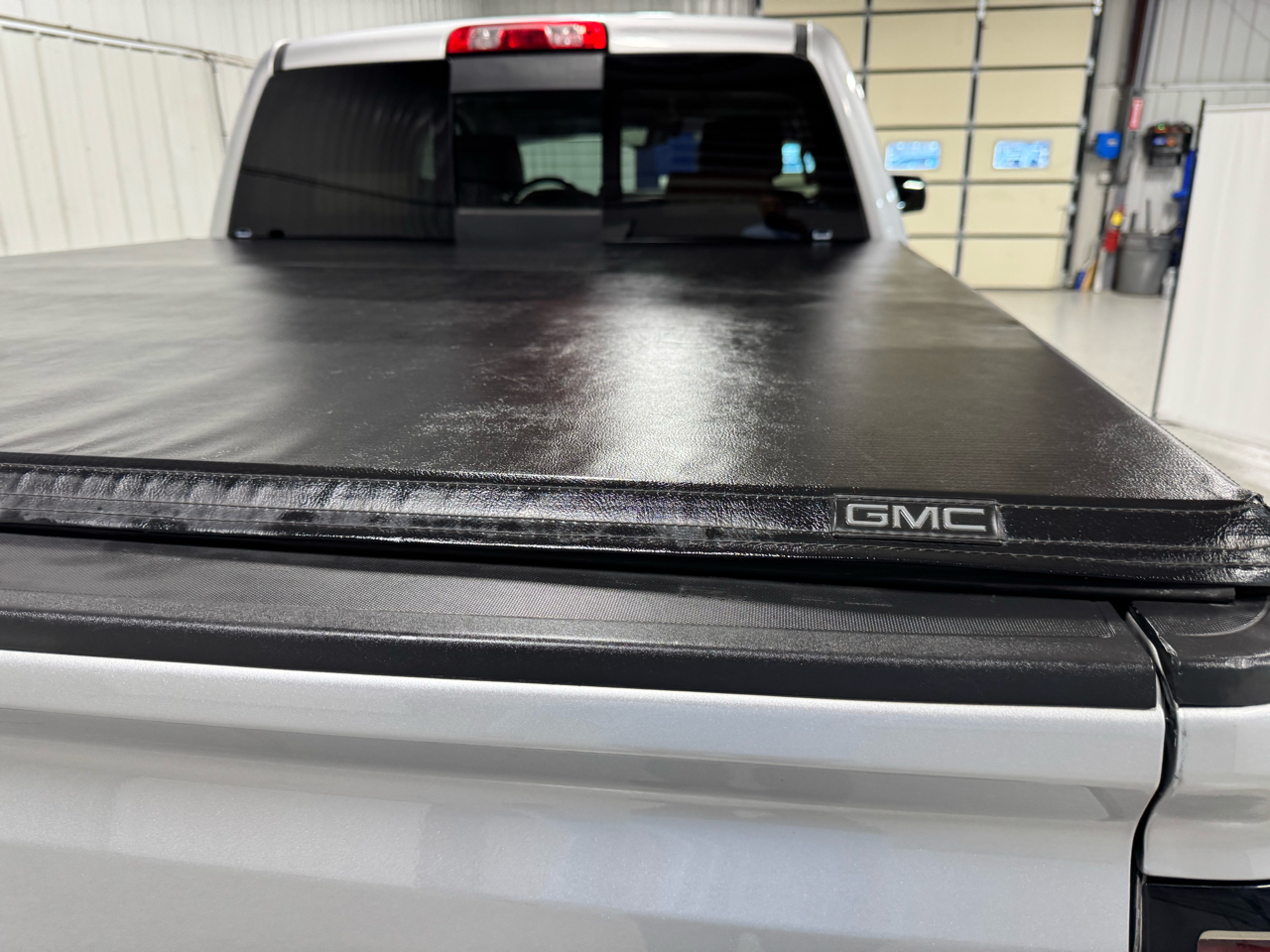 GMC Sierra 1500 Denali Crew Cab Short Box 4WD 2018