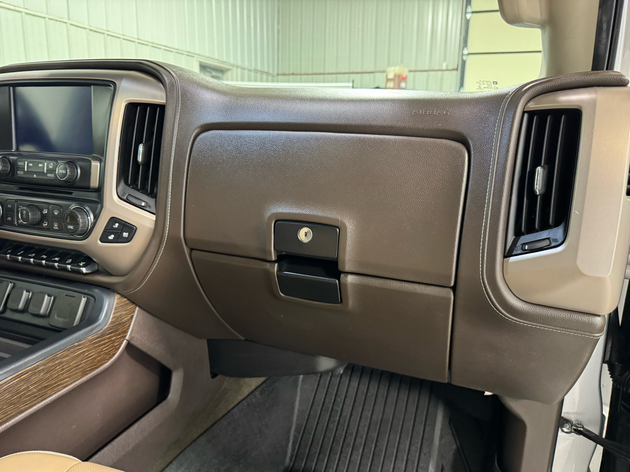 GMC Sierra 1500 Denali Crew Cab Short Box 4WD 2018