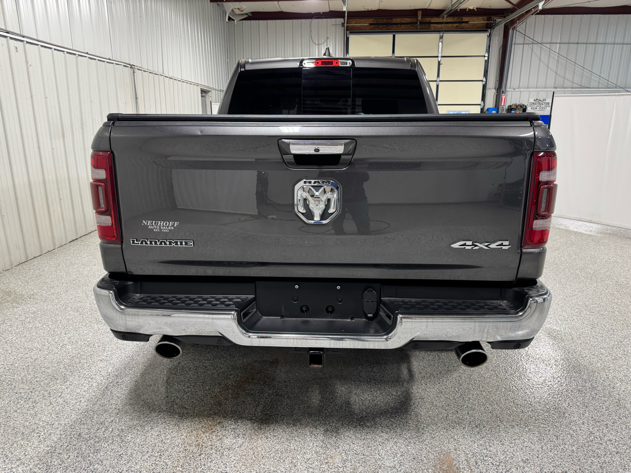 RAM 1500 Laramie Crew Cab SWB 4WD 2021