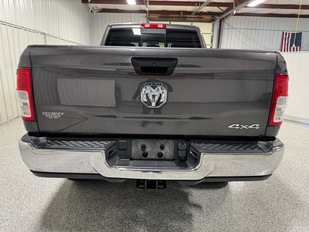 RAM 2500 Tradesman Crew Cab SWB 4WD 2022
