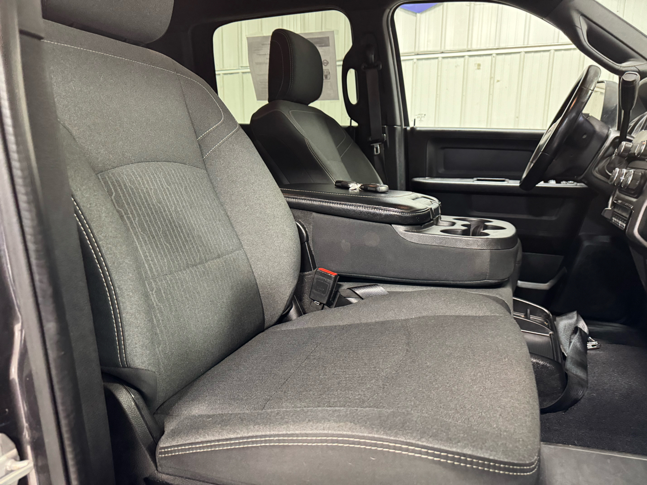 RAM 2500 Tradesman Crew Cab SWB 4WD 2022