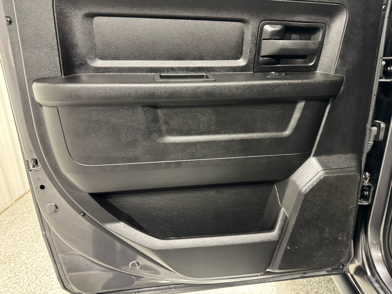 RAM 2500 Tradesman Crew Cab SWB 4WD 2022