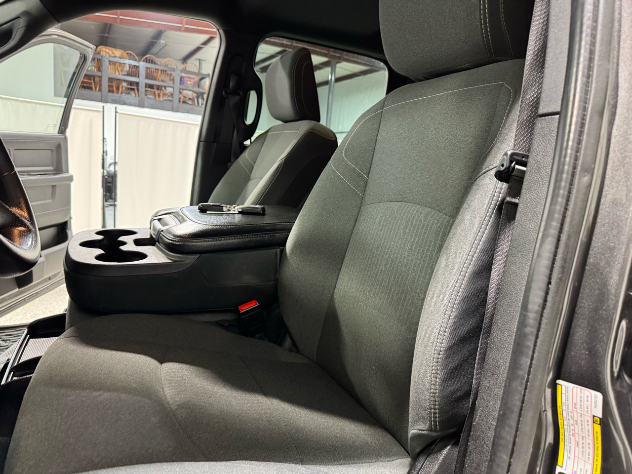 RAM 2500 Tradesman Crew Cab SWB 4WD 2022