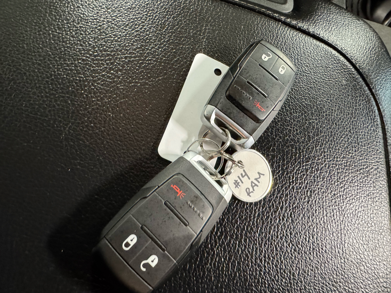 RAM 2500 Tradesman Crew Cab SWB 4WD 2022