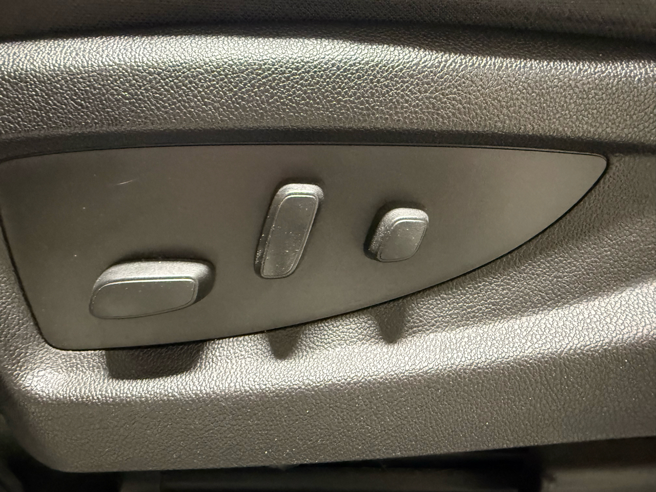 GMC Sierra 1500 4WD Crew Cab 143.5" SLE 2017