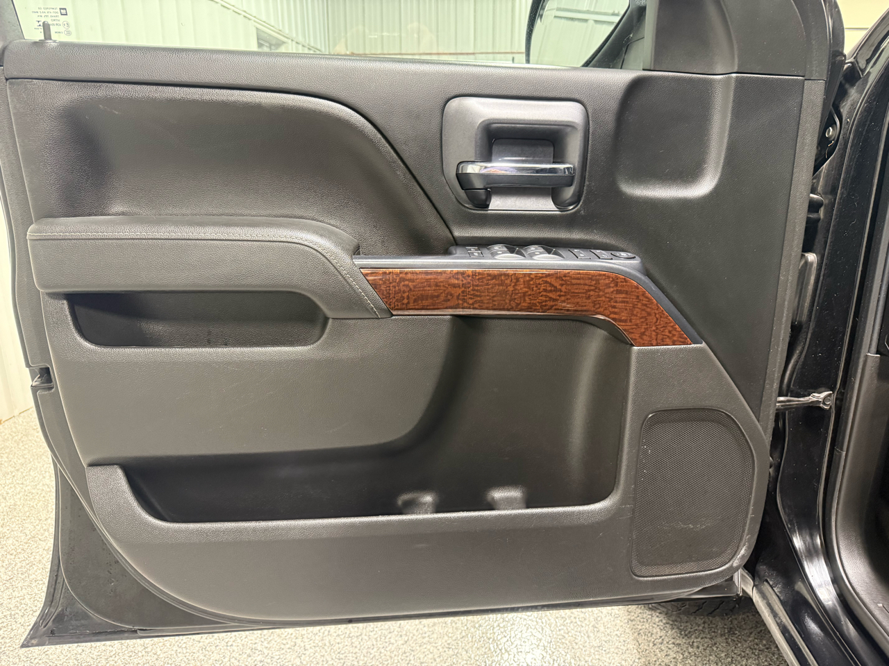 GMC Sierra 1500 4WD Crew Cab 143.5" SLE 2017