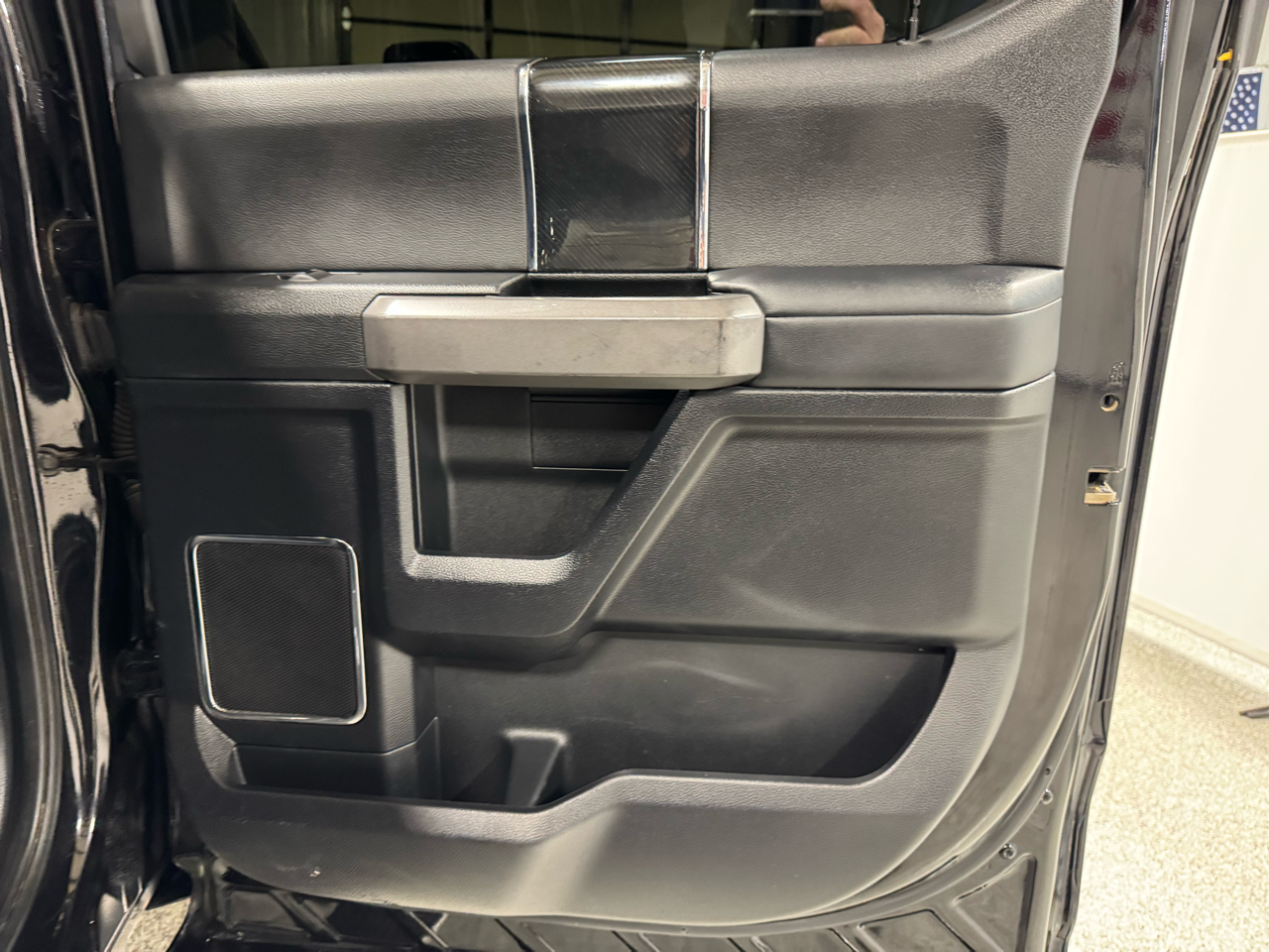 Ford F-250 SD Platinum Crew Cab 4WD 2020