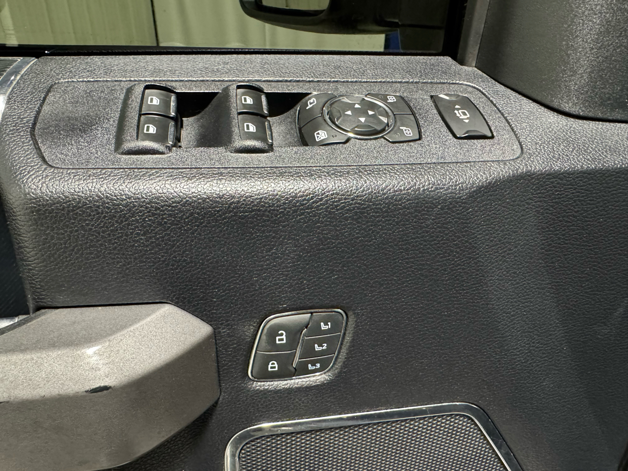 Ford F-250 SD Platinum Crew Cab 4WD 2020