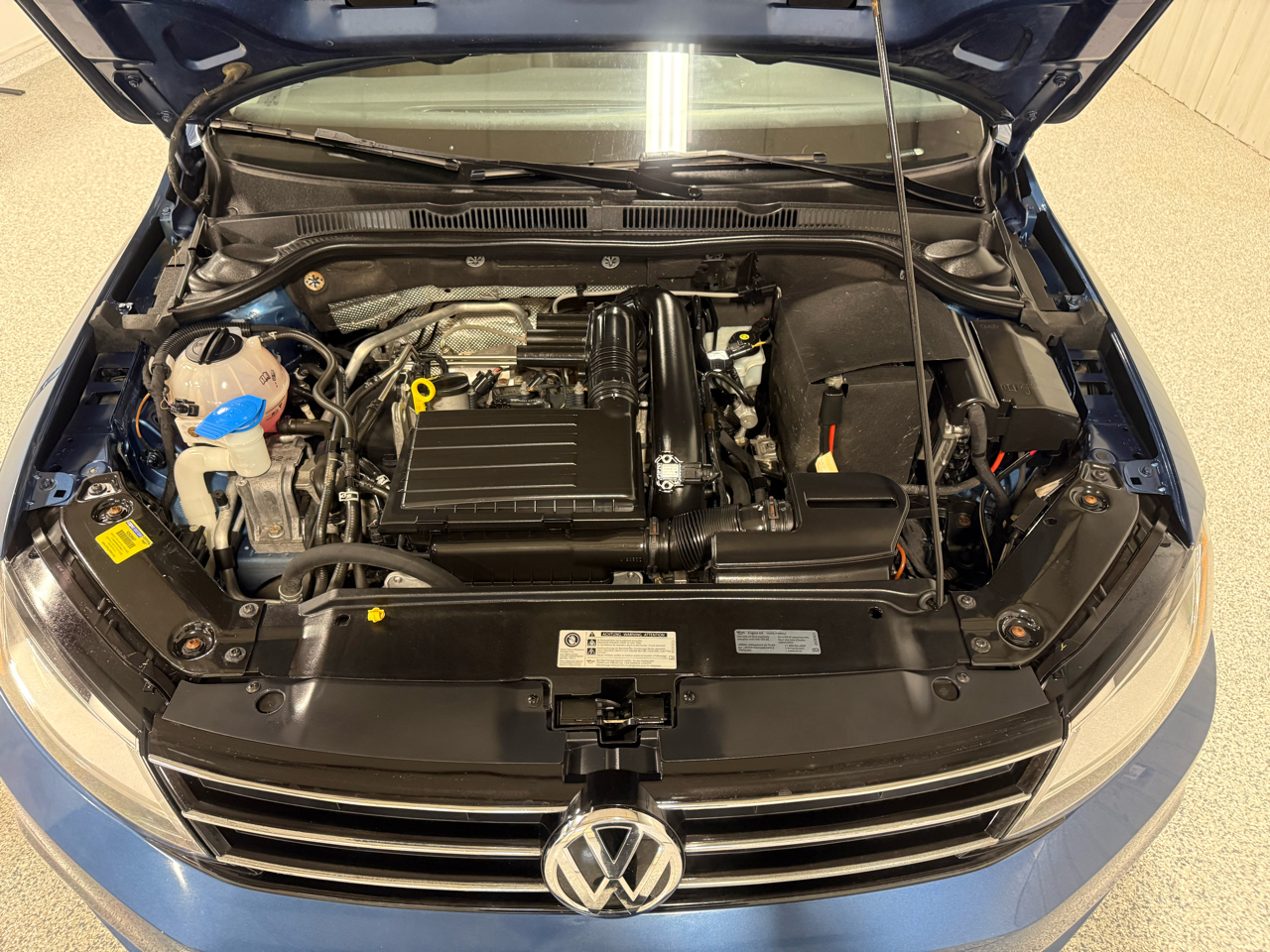 Volkswagen Jetta 1.4T SE 6A 2017