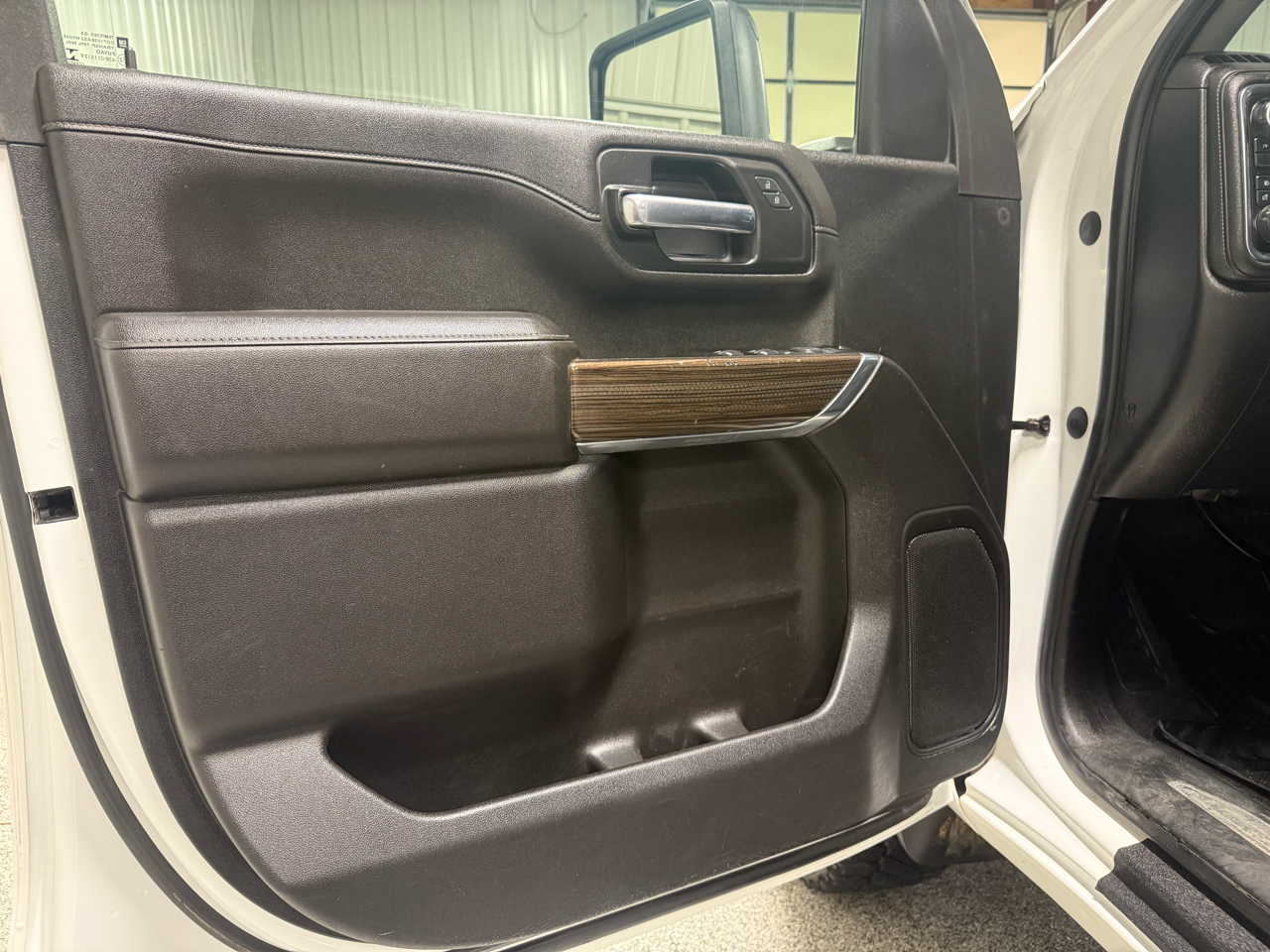 Chevrolet Silverado 2500HD LT Crew Cab Short Box 4WD 2023