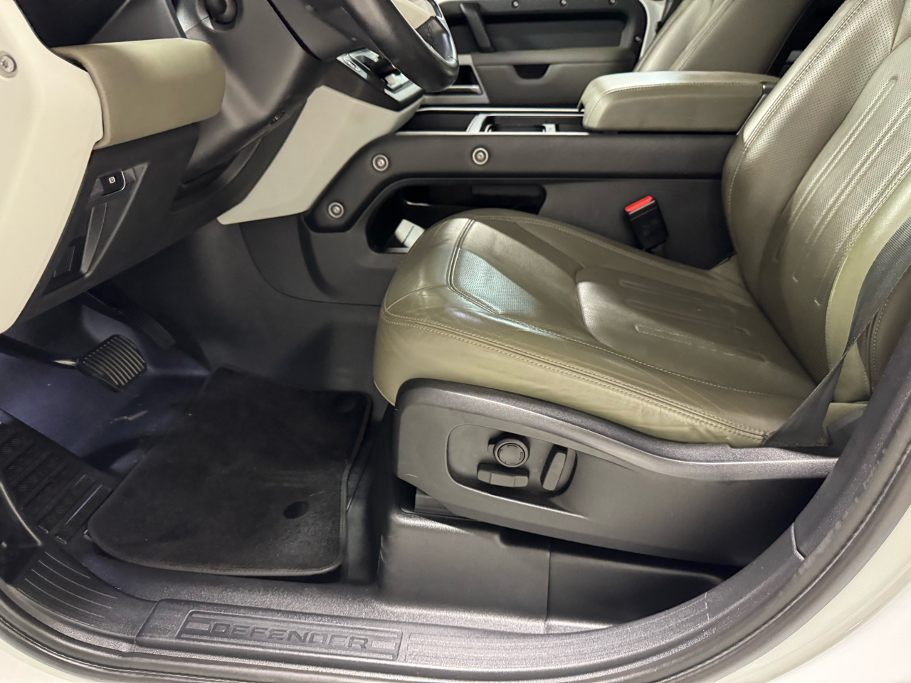 Land Rover Defender 110 HSE AWD 2020