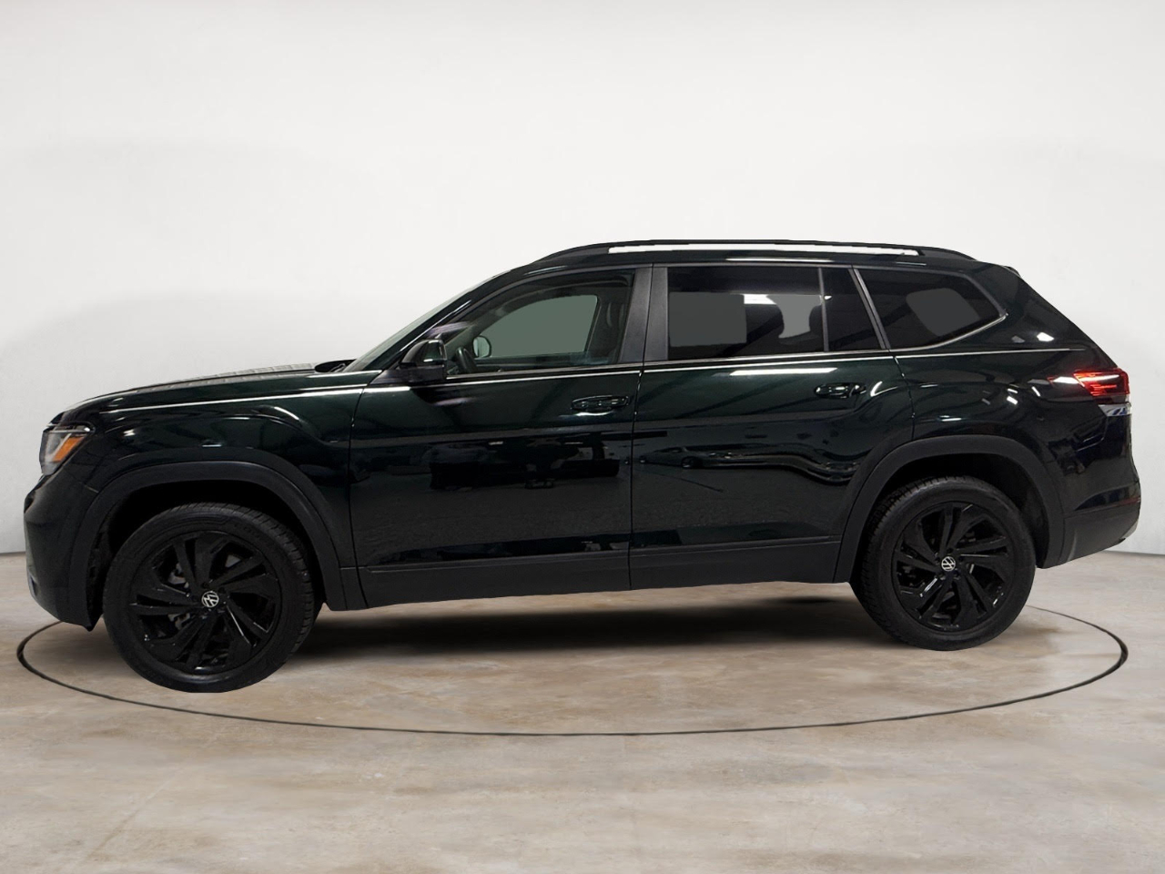 Volkswagen Atlas 3.6L V6 SE w/Technology FWD 2022