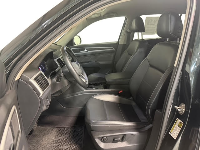 Volkswagen Atlas 3.6L V6 SE w/Technology FWD 2022