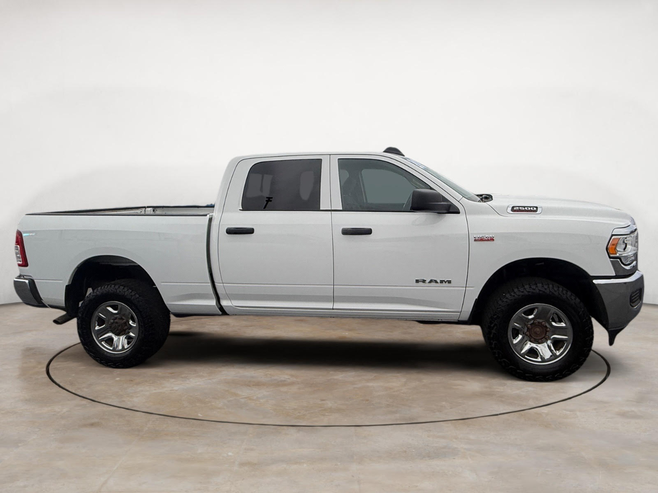 2020 RAM 2500 Tradesman 4x4 Crew Cab 6'4" Box