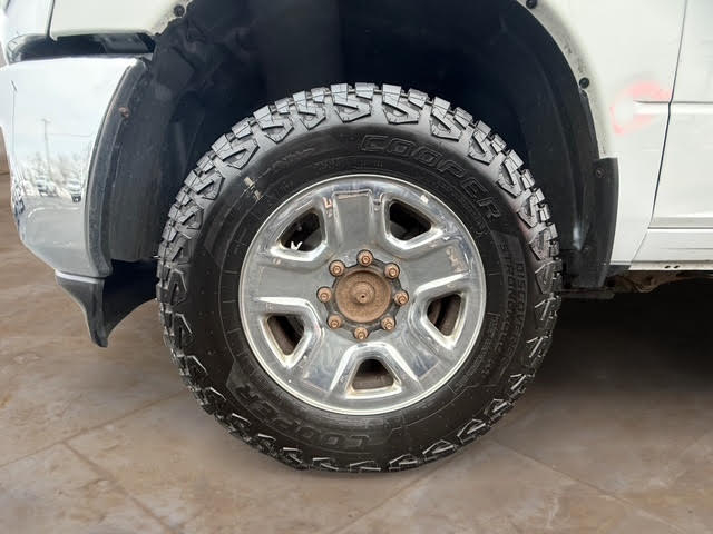 RAM 2500 Tradesman 4x4 Crew Cab 6'4" Box 2020