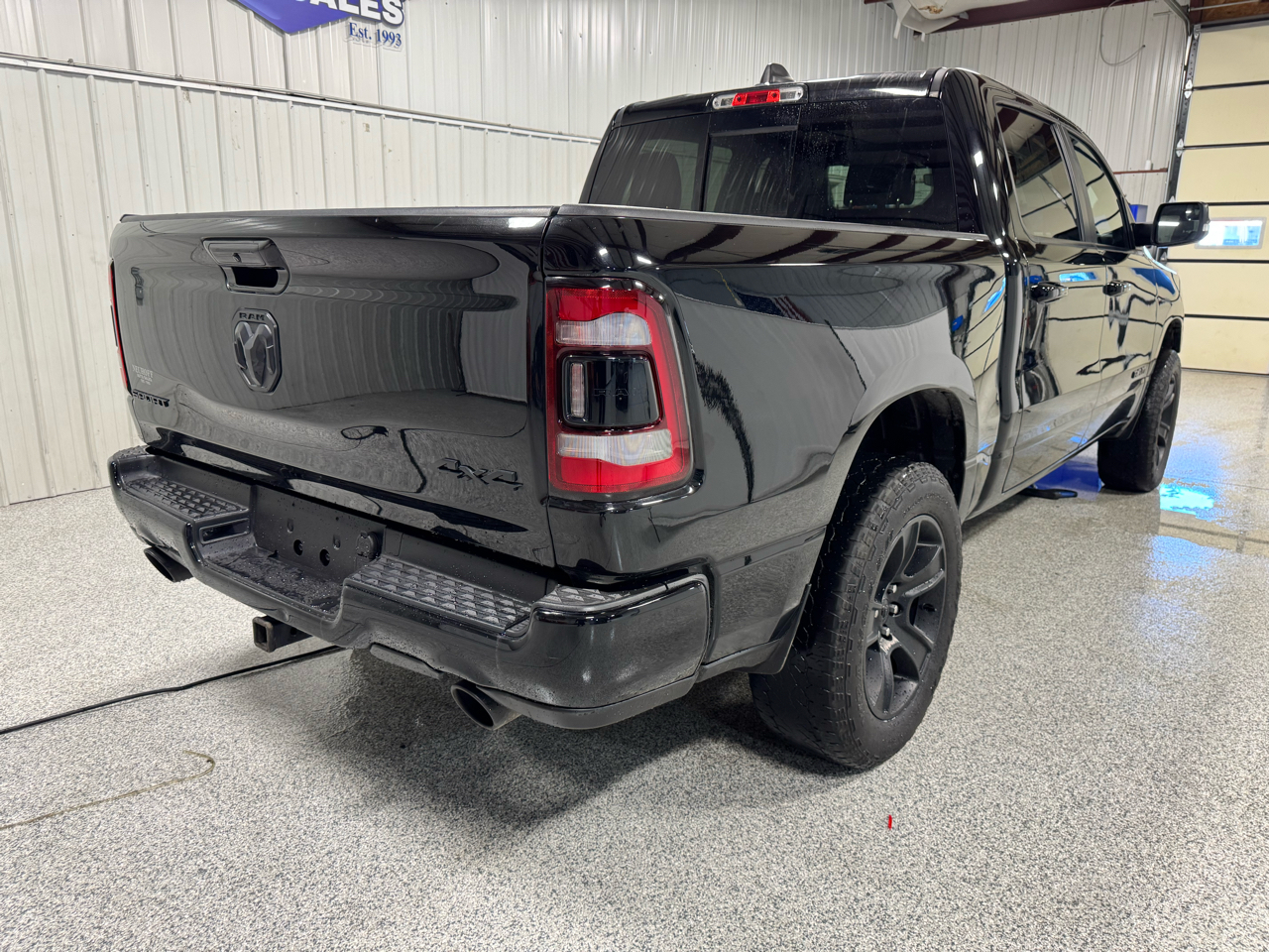 RAM 1500 Sport 4x4 Crew Cab 5'7" Box 2022