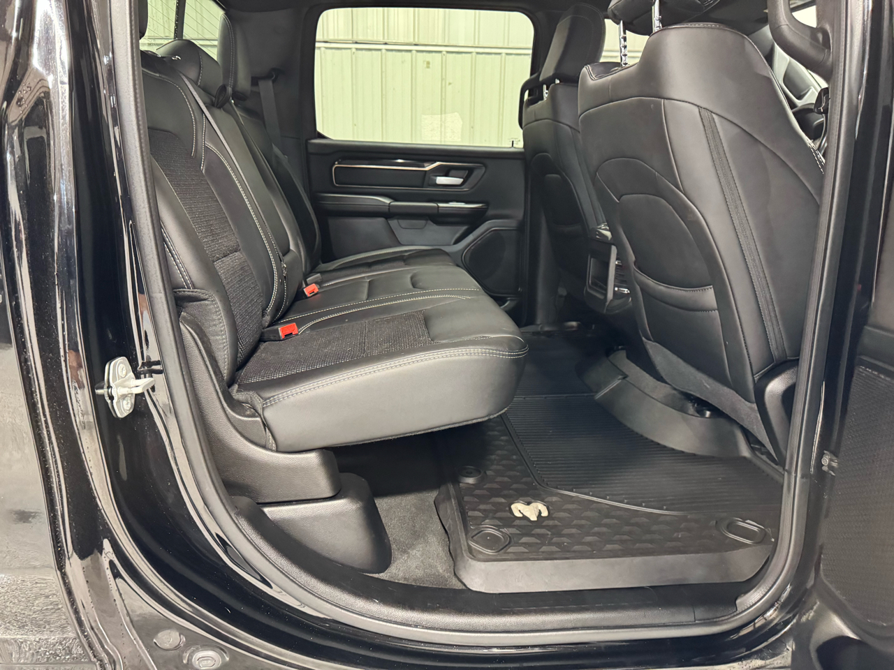 RAM 1500 Sport 4x4 Crew Cab 5'7" Box 2022