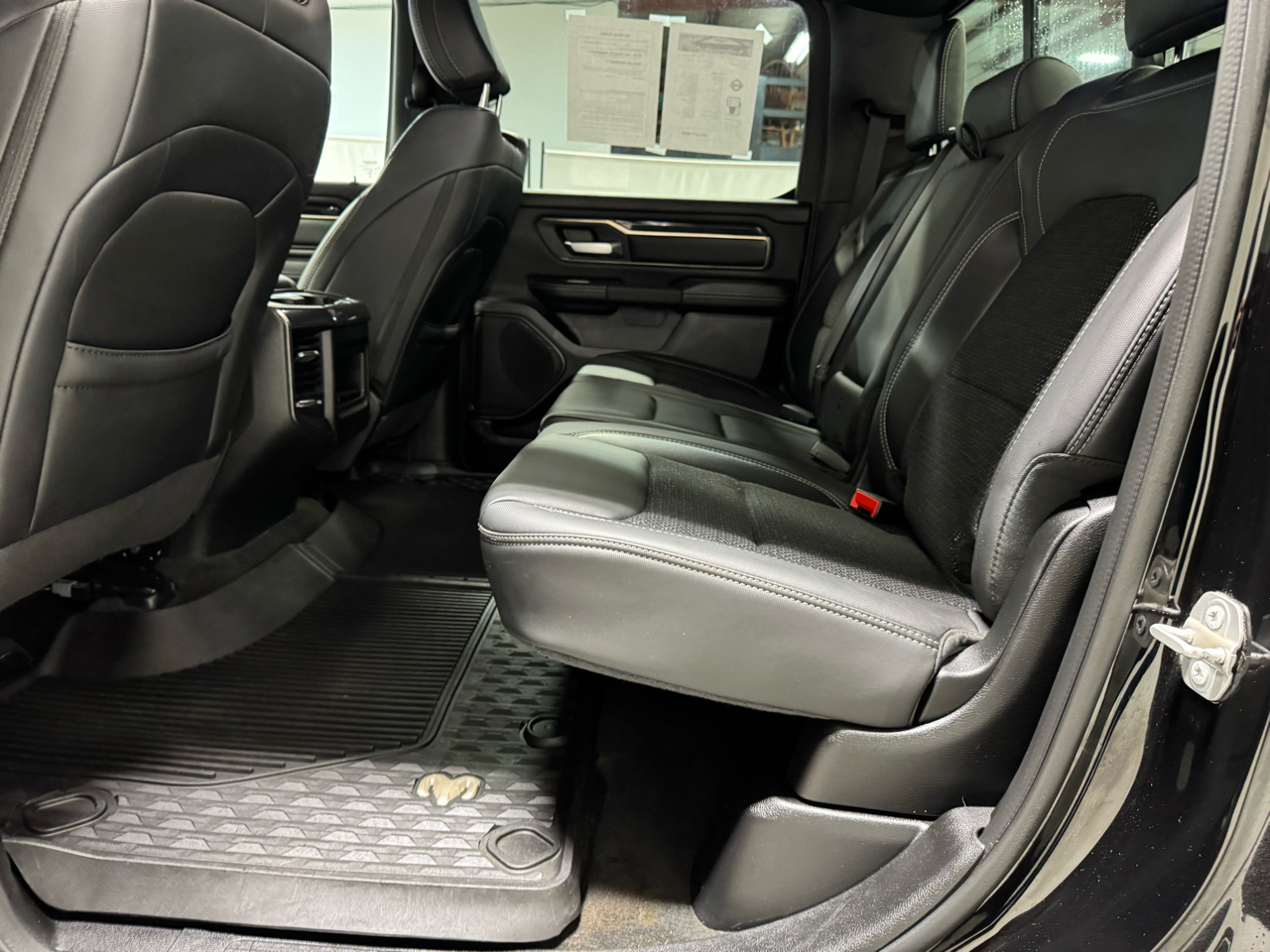 RAM 1500 Sport 4x4 Crew Cab 5'7" Box 2022