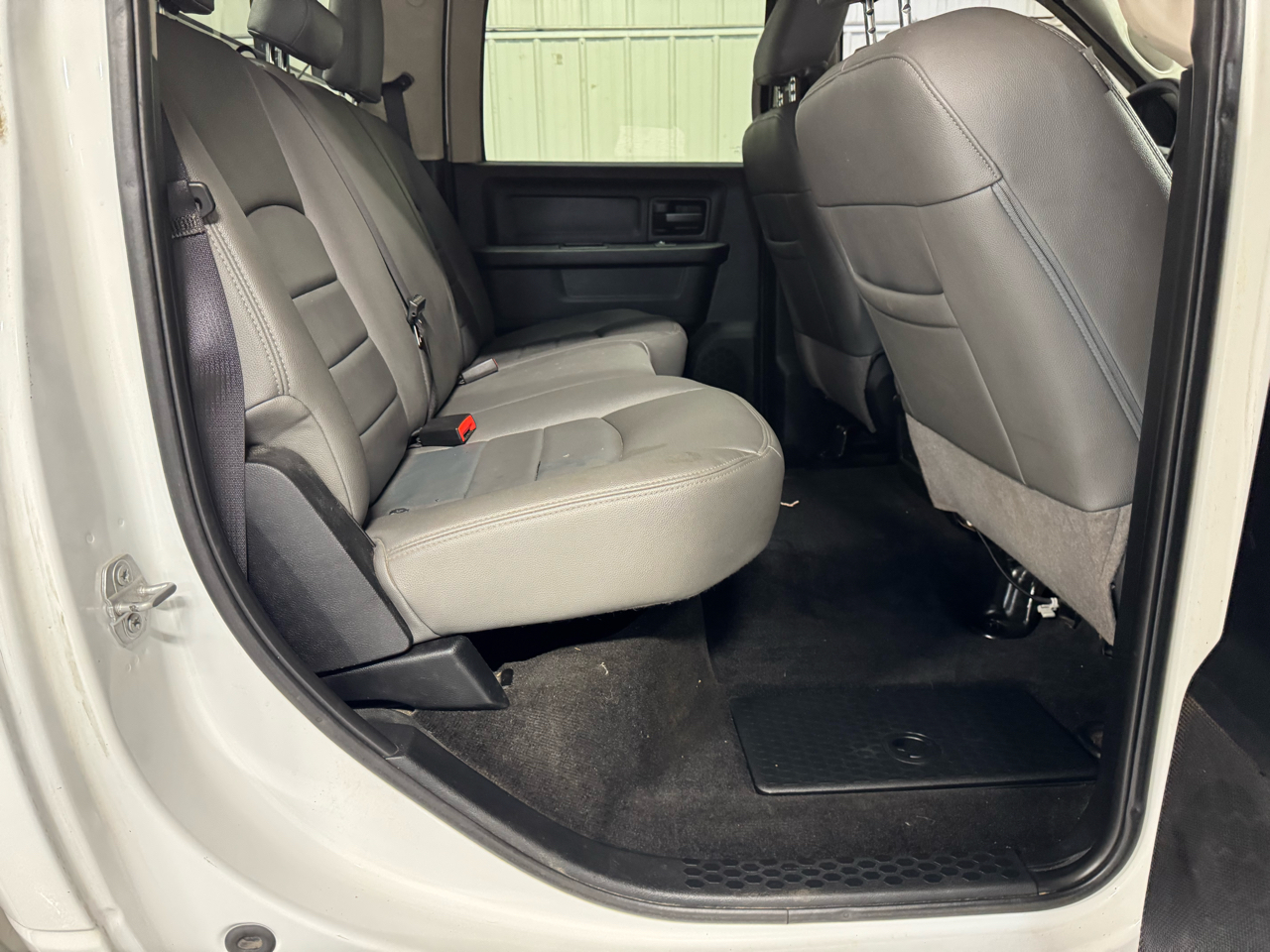 RAM 2500 Tradesman 4x4 Crew Cab 8' Box 2017