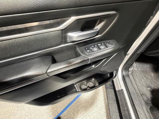 RAM 1500 Big Horn/Lone Star 4x4 Crew Cab 5'7" Box 2019